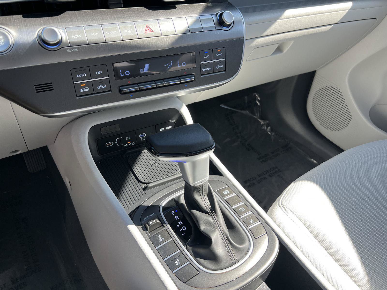 New 2026 Hyundai Kona SEL Sport AWD/4WD image 31
