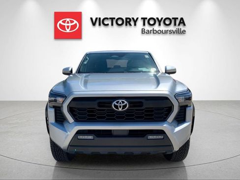 Used 2024 Toyota Tacoma TRD Off-Road AWD/4WD image 8