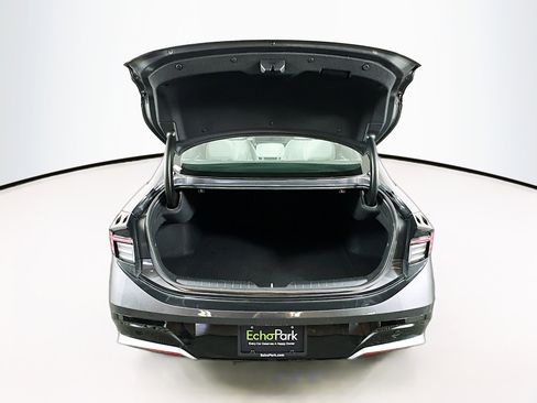 Used 2025 Hyundai Sonata SEL FWD image 27