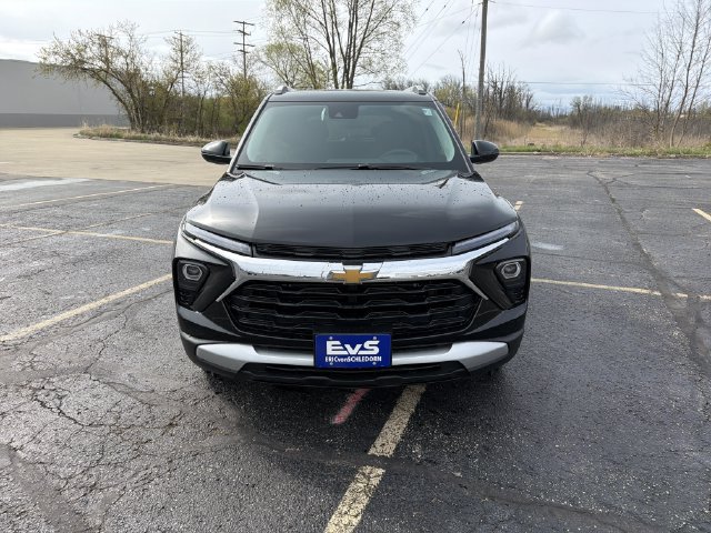 New 2026 Chevrolet TrailBlazer LT FWD image 2