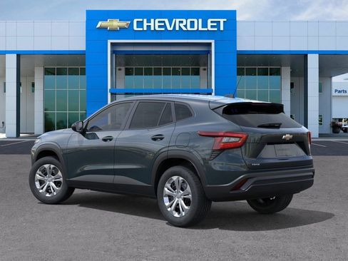 New 2026 Chevrolet Trax LS FWD image 3