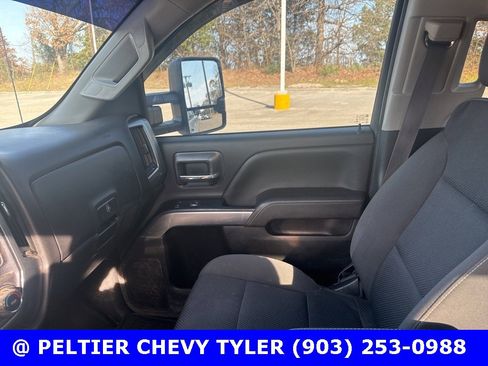 Used 2017 Chevrolet Silverado 3500 LT image 21