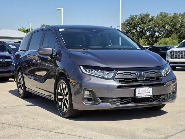 Used 2025 Honda Odyssey EX-L image 2