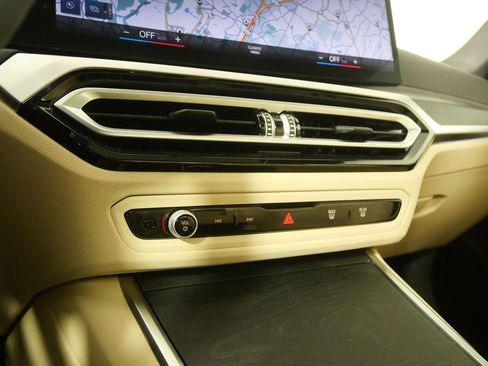 Certified 2023 BMW 330i Sedan w/ Premium Package image 24