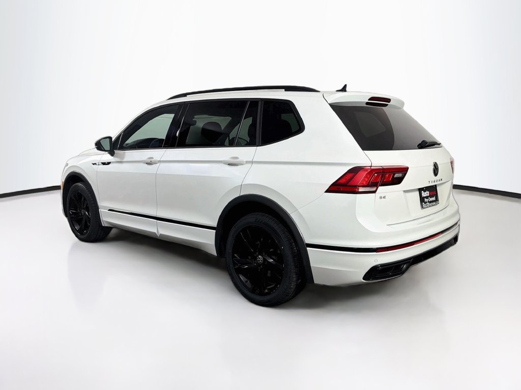 Used 2023 Volkswagen Tiguan SE R-Line FWD image 5