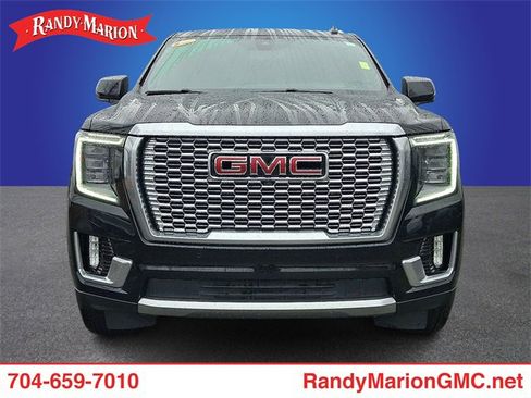Used 2021 GMC Yukon Denali image 2