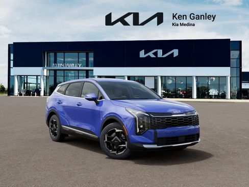 New 2026 Kia Sportage EX FWD image 8