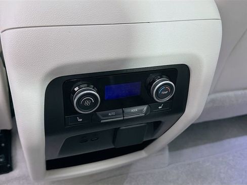 Certified 2025 Buick Enclave Avenir image 27