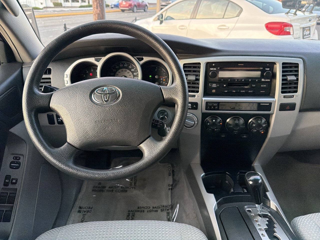 Used 2003 Toyota 4Runner SR5 w/ Preferred Accessory Pkg AWD/4WD image 23