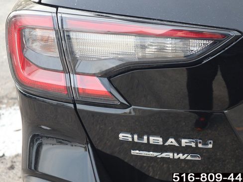 Used 2023 Subaru Outback Premium image 34