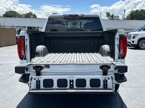 Used 2023 GMC Sierra 1500 Denali w/ Denali Reserve Package AWD/4WD image 14