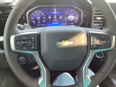 New 2026 Chevrolet Silverado 1500 LTZ w/ LTZ Premium Package AWD/4WD image 25