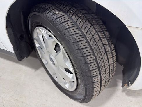 Used 2018 Ford Transit Connect XLT image 13