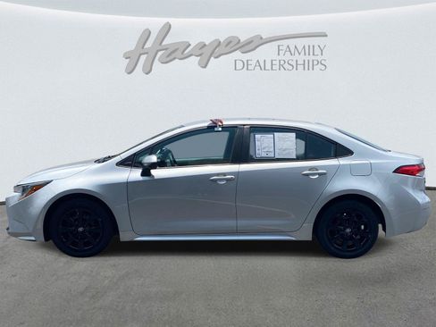 Used 2024 Toyota Corolla LE FWD image 9