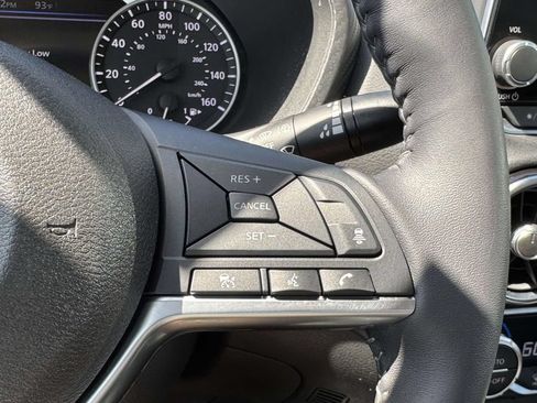 Used 2020 Nissan Sentra SV FWD image 23