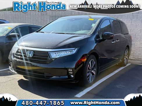 Used 2023 Honda Odyssey Touring image 1