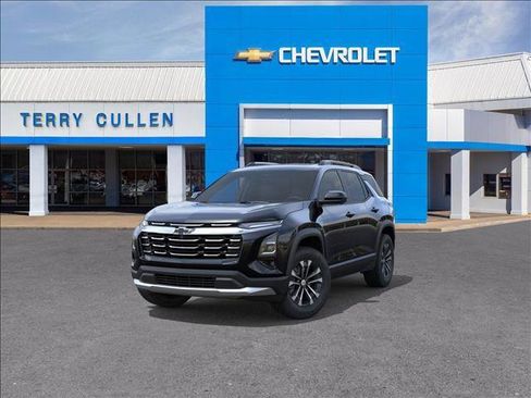 New 2026 Chevrolet Equinox LT w/ Safety and Technology Package image 8