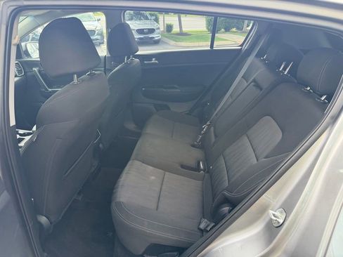 Used 2022 Kia Sportage LX FWD image 19