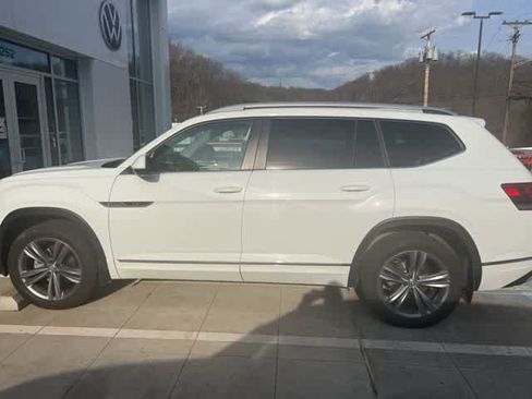 Used 2019 Volkswagen Atlas SEL R-Line image 2