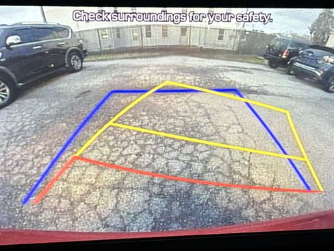 Used 2019 Chrysler Pacifica Touring-L Plus w/ S Appearance Package image 38