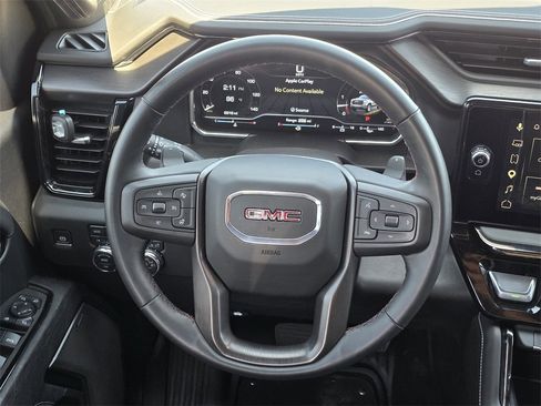 Used 2025 GMC Sierra 1500 AT4X image 26