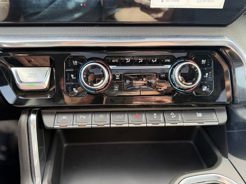 Used 2023 GMC Sierra 1500 Denali w/ Denali Reserve Package image 14