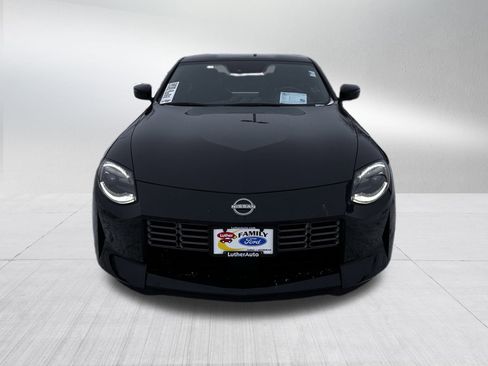 Used 2025 Nissan Z Performance w/ Floor Mat Package image 2