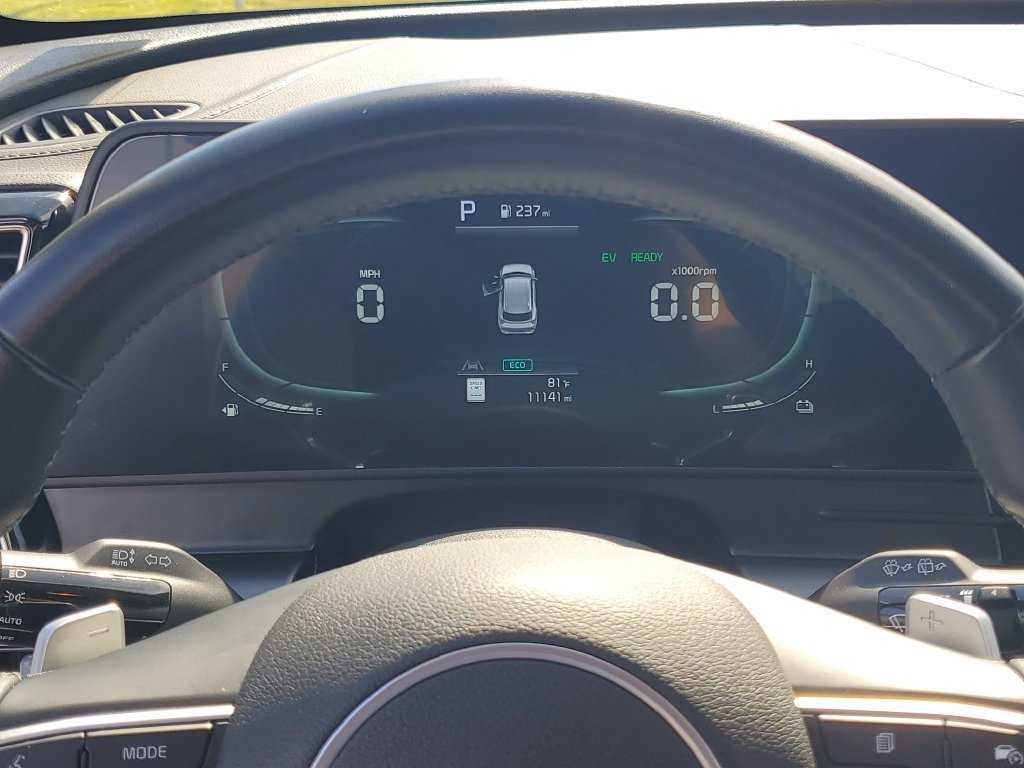 Used 2025 Kia Sportage EX AWD/4WD image 14