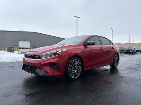 Used 2023 Kia Forte GT w/ GT2 Package image 3