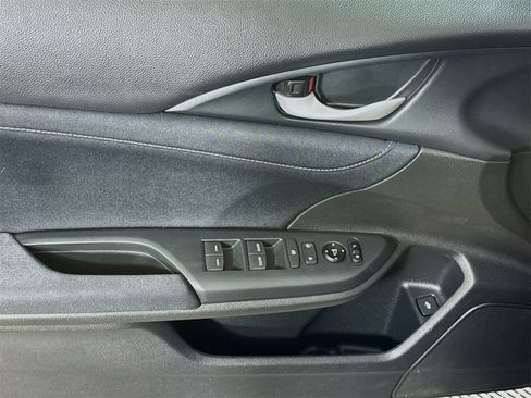 Used 2019 Honda Insight EX image 15