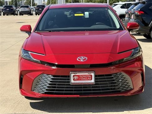 New 2026 Toyota Camry XLE image 8