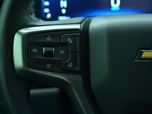 Used 2023 Chevrolet Silverado 1500 LT image 20