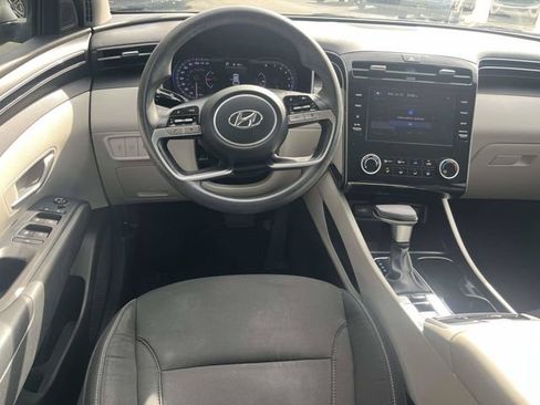 Used 2023 Hyundai Tucson SEL FWD image 16