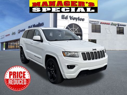 Used 2015 Jeep Grand Cherokee Altitude image 1