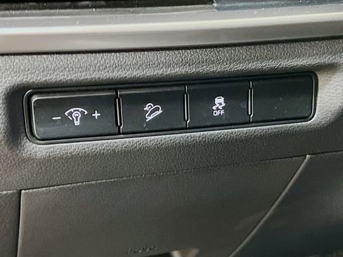 Used 2024 Kia Telluride S w/ S Sunroof Package image 10