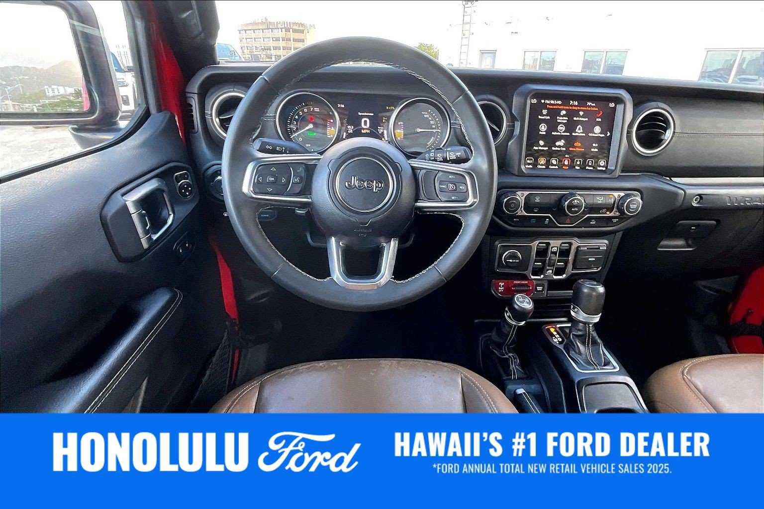 Used 2023 Jeep Wrangler Unlimited Rubicon 4xe AWD/4WD image 14