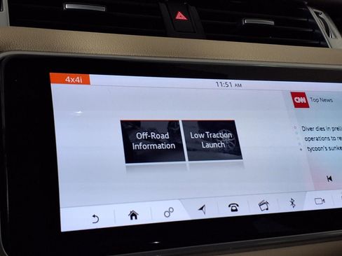 Used 2019 Land Rover Range Rover Sport HSE AWD/4WD image 27