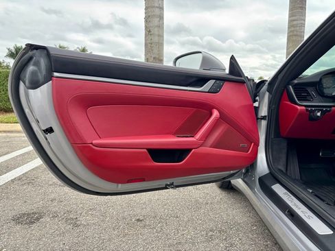 Used 2024 Porsche 911 Targa 4S image 18