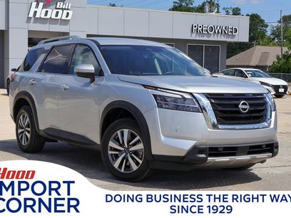 Used 2025 Nissan Pathfinder SL