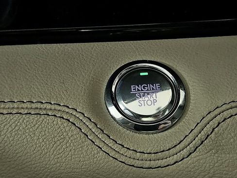 Used 2022 Lincoln Navigator Reserve AWD/4WD image 28