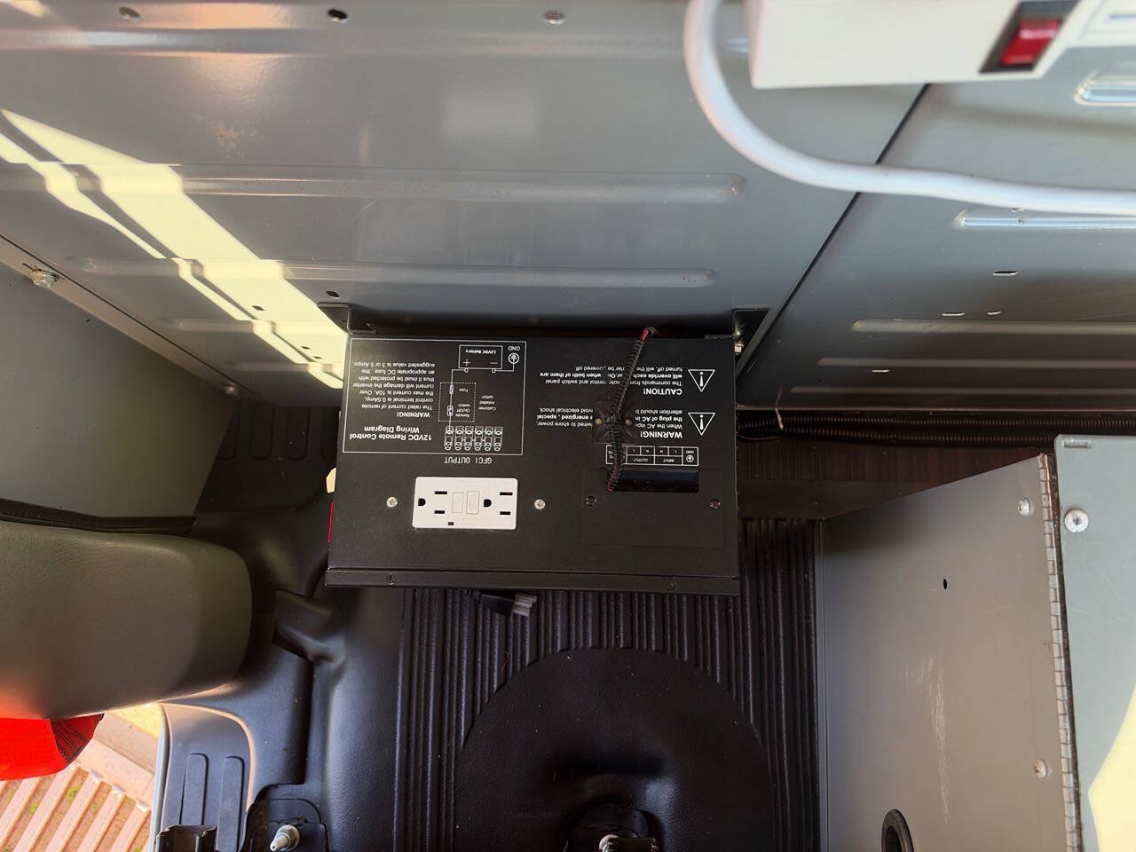 Used 2015 Chevrolet Express 2500 RWD image 70