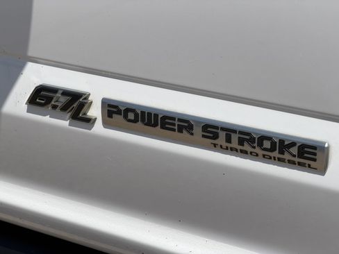 Used 2019 Ford F250 XL w/ XL Value Package AWD/4WD image 12