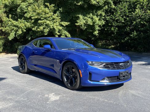 Used 2019 Chevrolet Camaro LT w/ RS Package RWD image 2