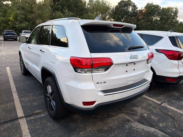 Used 2017 Jeep Grand Cherokee Limited w/ Luxury Group II AWD/4WD image 4