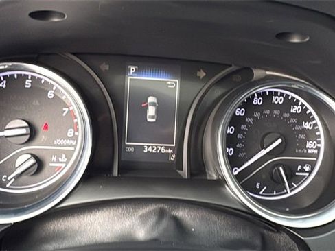 Used 2019 Toyota Camry SE image 11