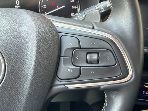 Used 2023 Buick Envision Essence FWD image 36