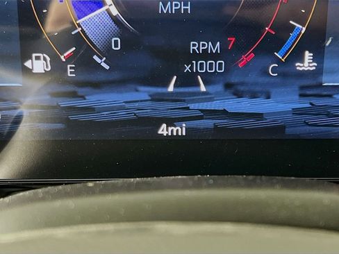 New 2026 Chevrolet Suburban Z71 image 12