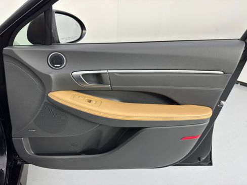 Used 2022 Hyundai Sonata Limited w/ Cargo Package image 42