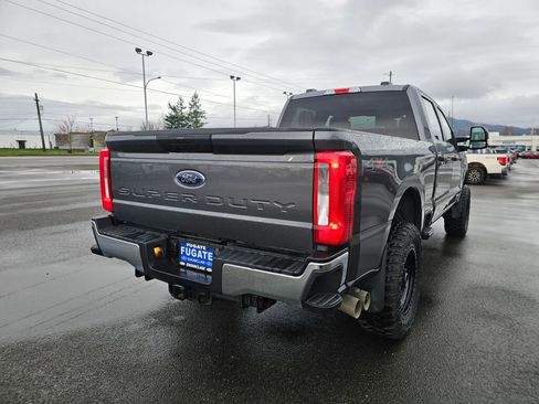 Certified 2024 Ford F350 XLT image 7