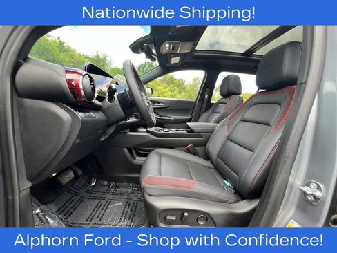 Used 2025 Chevrolet Equinox RS w/ Safety and Technology Package AWD/4WD image 32